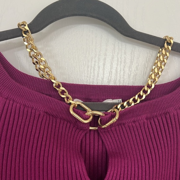 NWOT ASTR The Label Phillipa Chain Strap Sweater - Picture 3 of 4